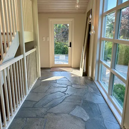 Tatil Evi Stylish - Boat, Greenhouse & Majestic Oaks *