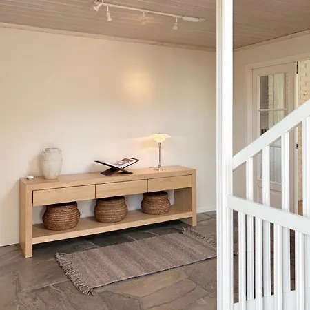 Stylish - Boat, Greenhouse & Majestic Oaks Jørpeland