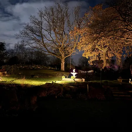 Stylish - Boat, Greenhouse & Majestic Oaks Tatil Evi