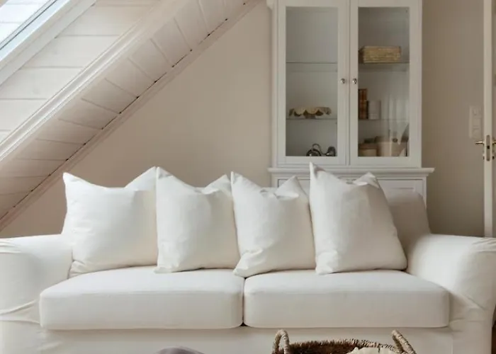 펜션 Stylish - Boat, Greenhouse & Majestic Oaks