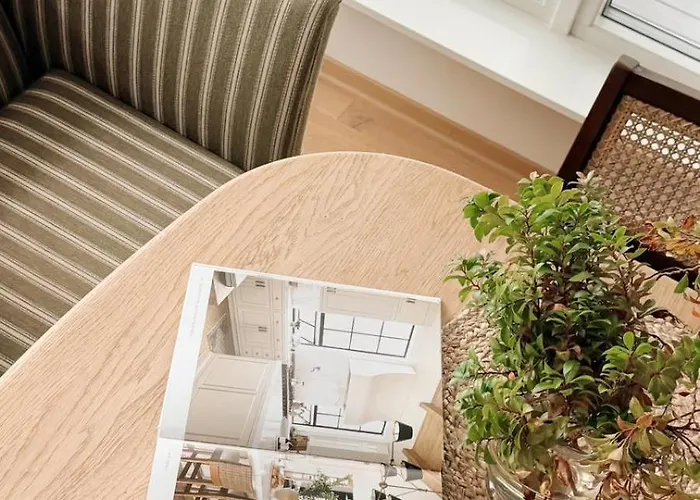 펜션 Stylish - Boat, Greenhouse & Majestic Oaks 요플란드